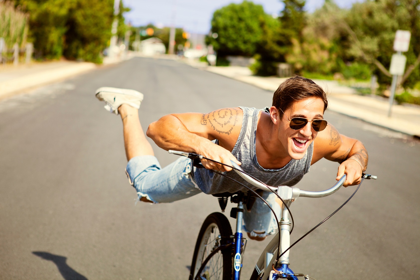 Für Kurzstrecken schwing dich am besten auf´s Fahrrad oder nimm die Öffis